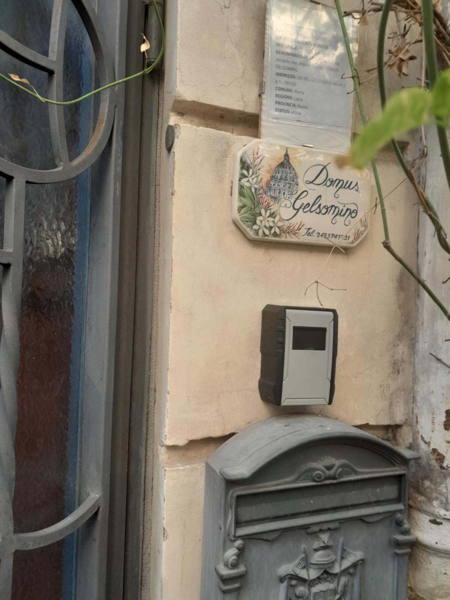 Domus Gelsomino Roma Exterior foto